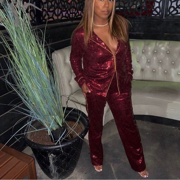 Pants suit - Picture 2 of 2